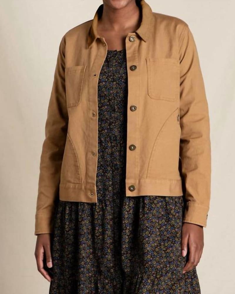 Front of a model wearing a size large Bramble Jacket in Tabac in Tabac by TOAD&CO. | dia_product_style_image_id:325902